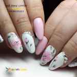 کاشت ناخن بامواد امریکایی ونقاشی حرفه ای توسط کارشناس گرافیک