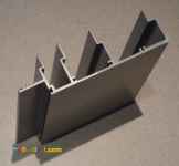 تولید انواع پروفيل هاي استاندارد و آلياژي الومينيوم ، اختصاصی و صنعتی